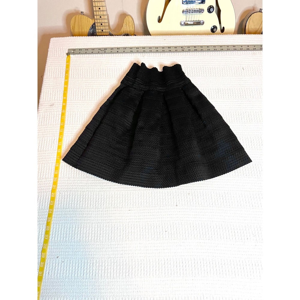 Wishlist Black Textured Knit Skater Skirt Scalloped Hem Mini Size Small